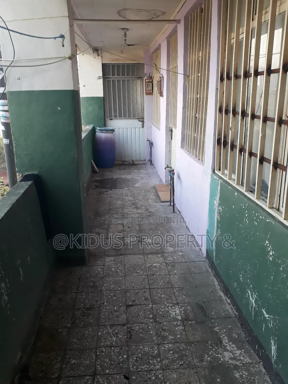 3bdrm Condo in Jemo 1, Nifas Silk-Lafto for rent