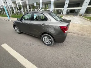 Photo - Suzuki Dzire 2021 Gray