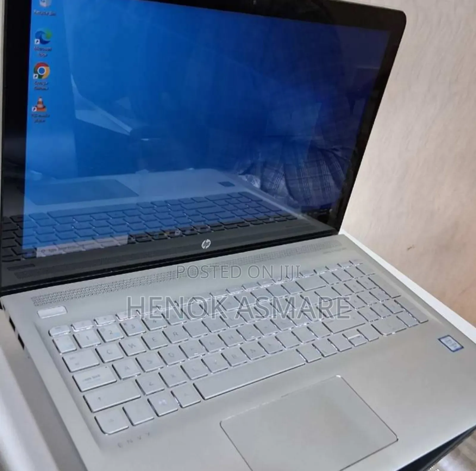 New Laptop HP Envy 15 8GB Intel Core I5 SSD 1T