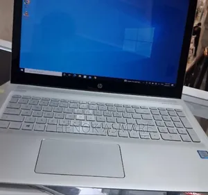 New Laptop HP Envy 15 8GB Intel Core I5 SSD 1T