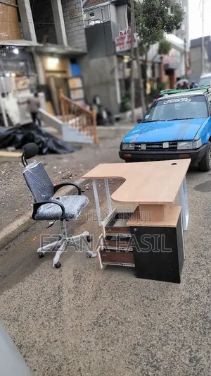 Office L~Shape Table