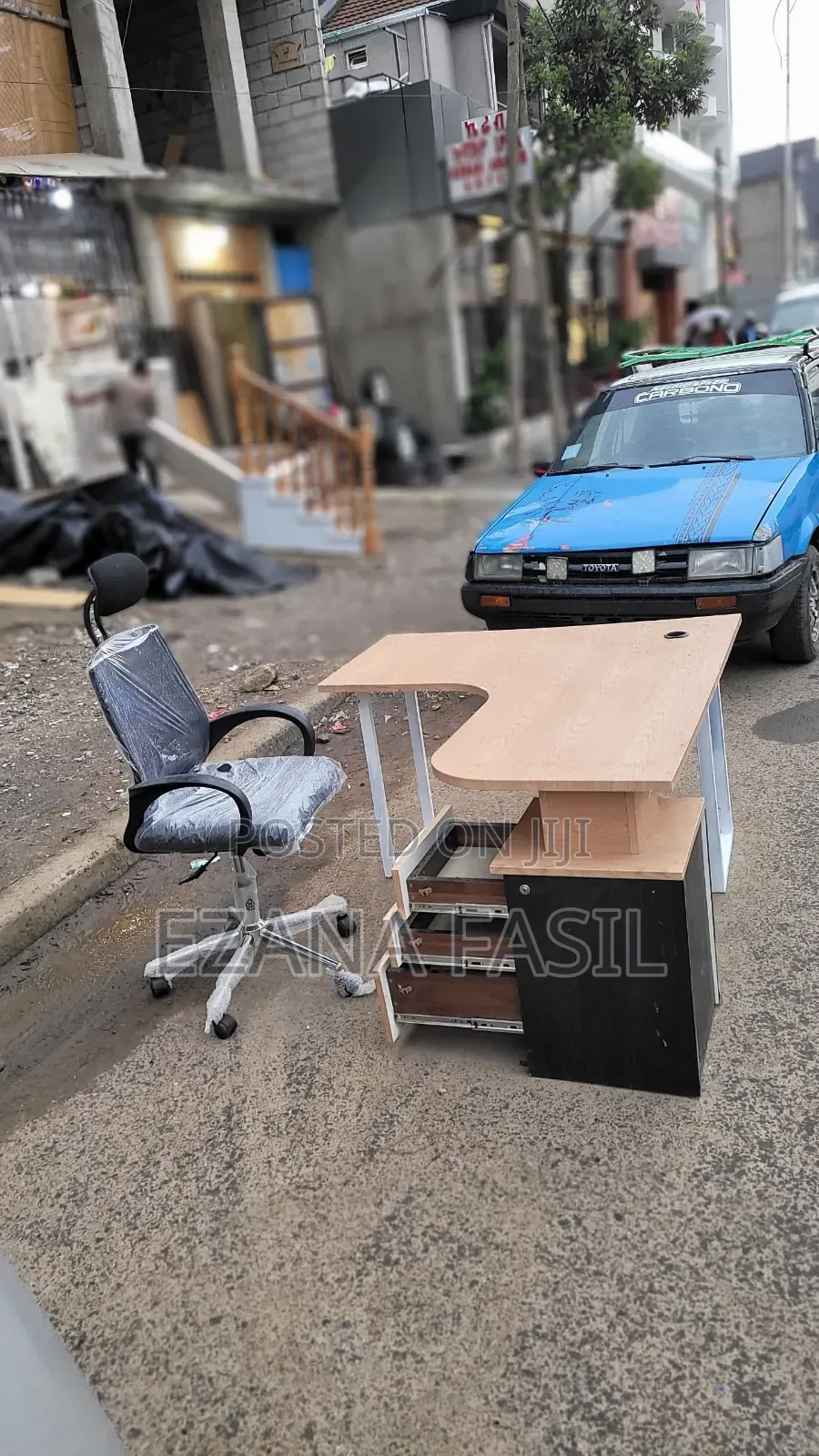 Office L~Shape Table