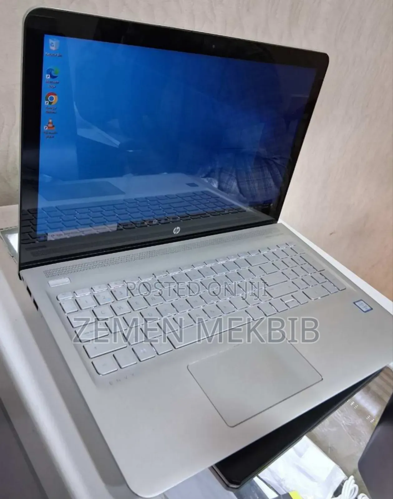 New Laptop HP 8GB Intel Core I5 HDD 1T