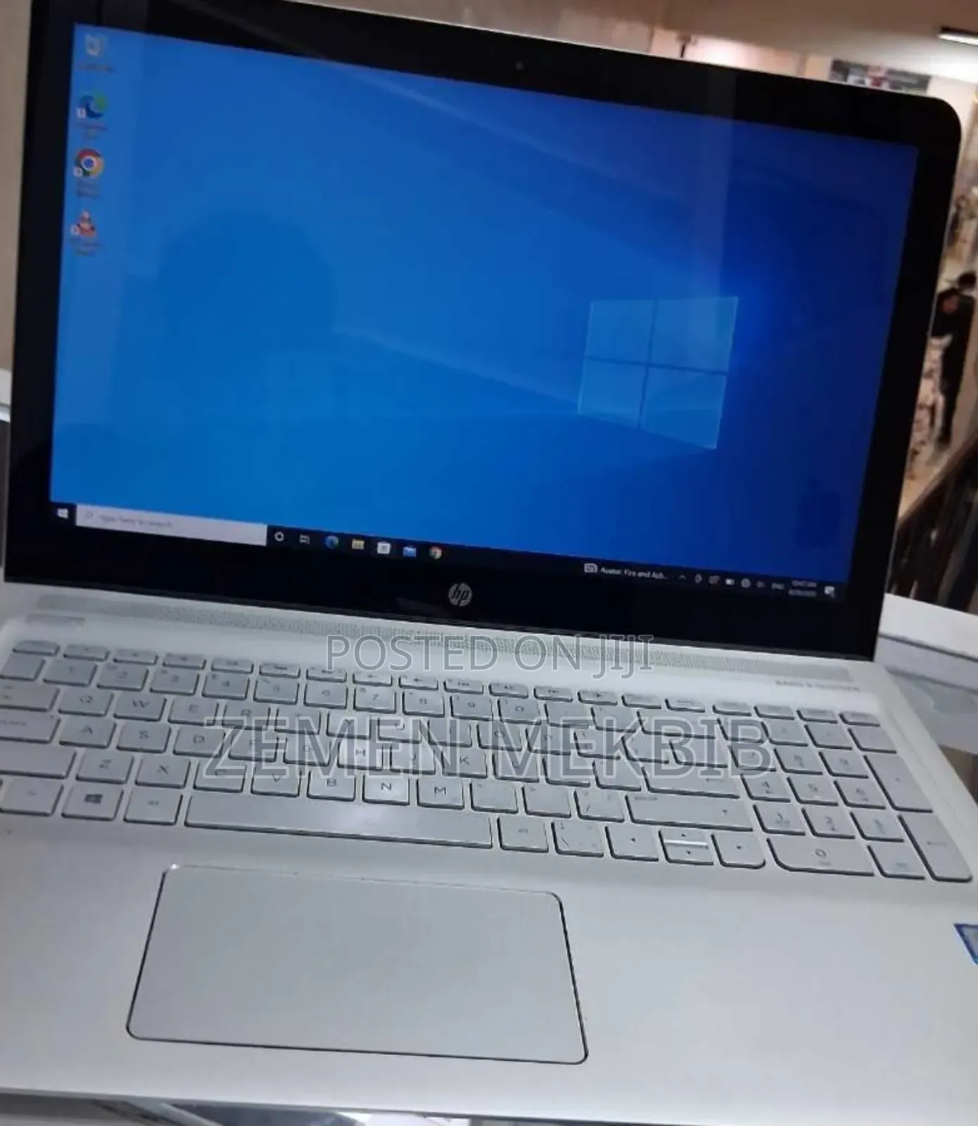 New Laptop HP 8GB Intel Core I5 HDD 1T
