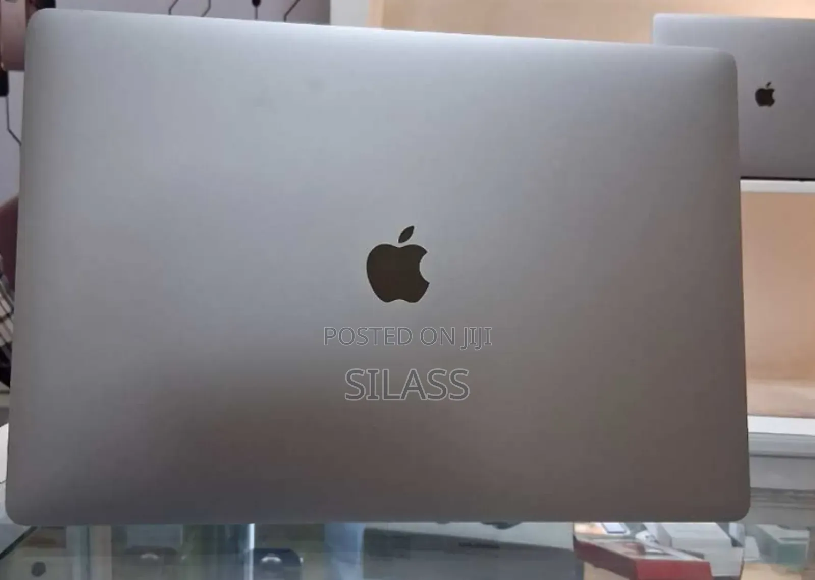 New Laptop Apple MacBook Pro 2019 32GB Intel Core I7 SSD 1T