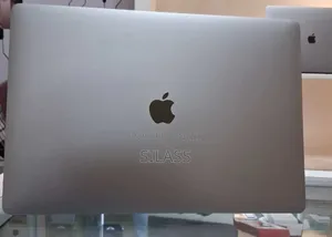 New Laptop Apple MacBook Pro 2019 32GB Intel Core I7 SSD 1T
