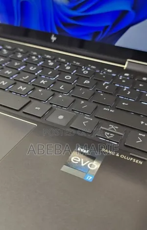 New Laptop HP Spectre X360 13 16GB Intel Core I7 SSD 1T