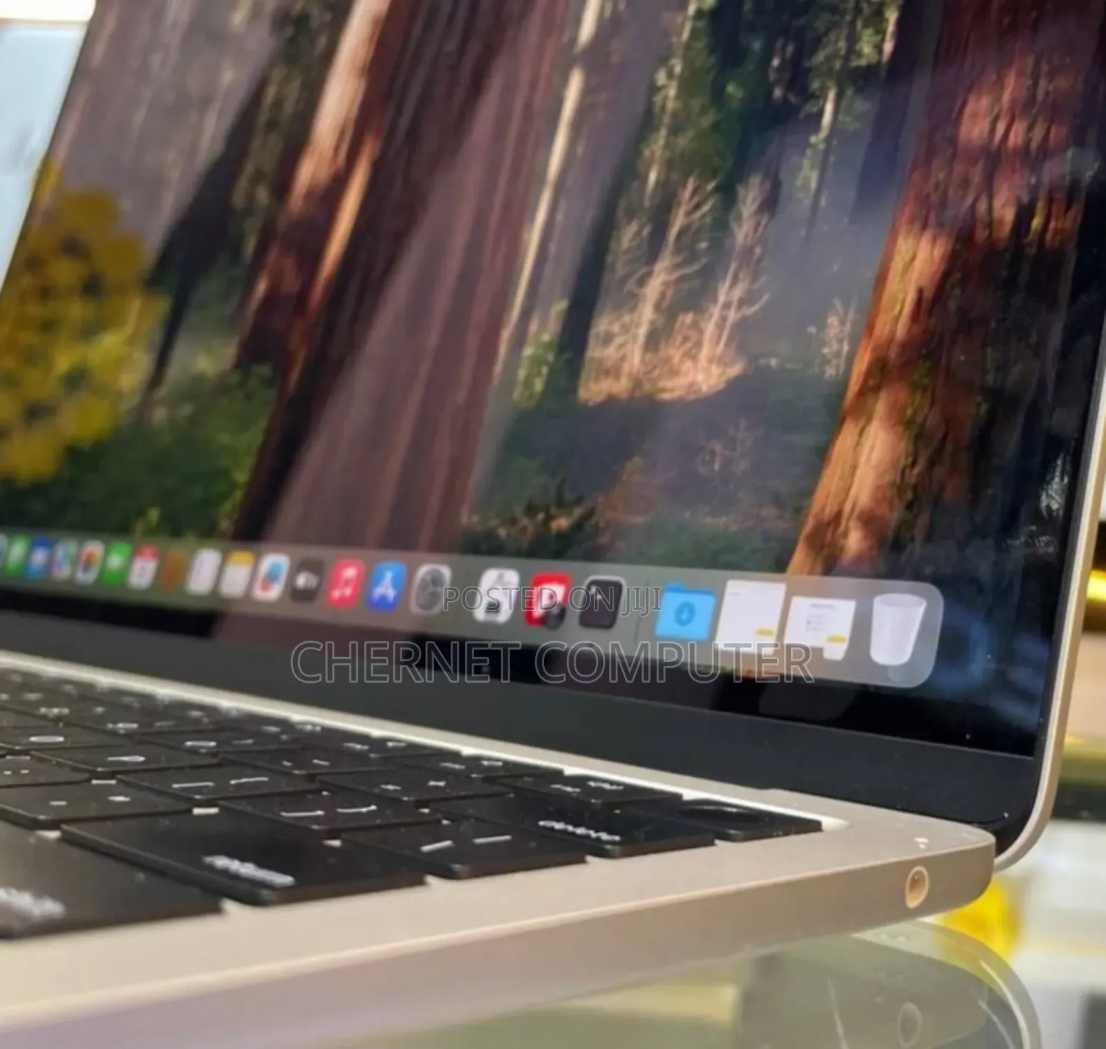 New Laptop Apple MacBook Air 16GB SSD 512GB