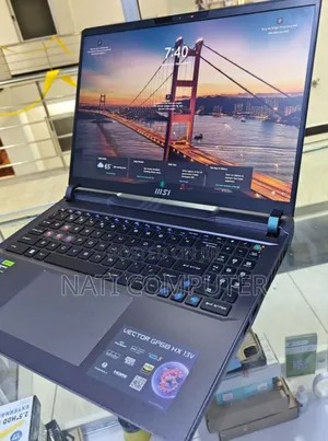 New Laptop MSI Vector GP68 HX 13V 16GB Intel Core I9 SSD 1T