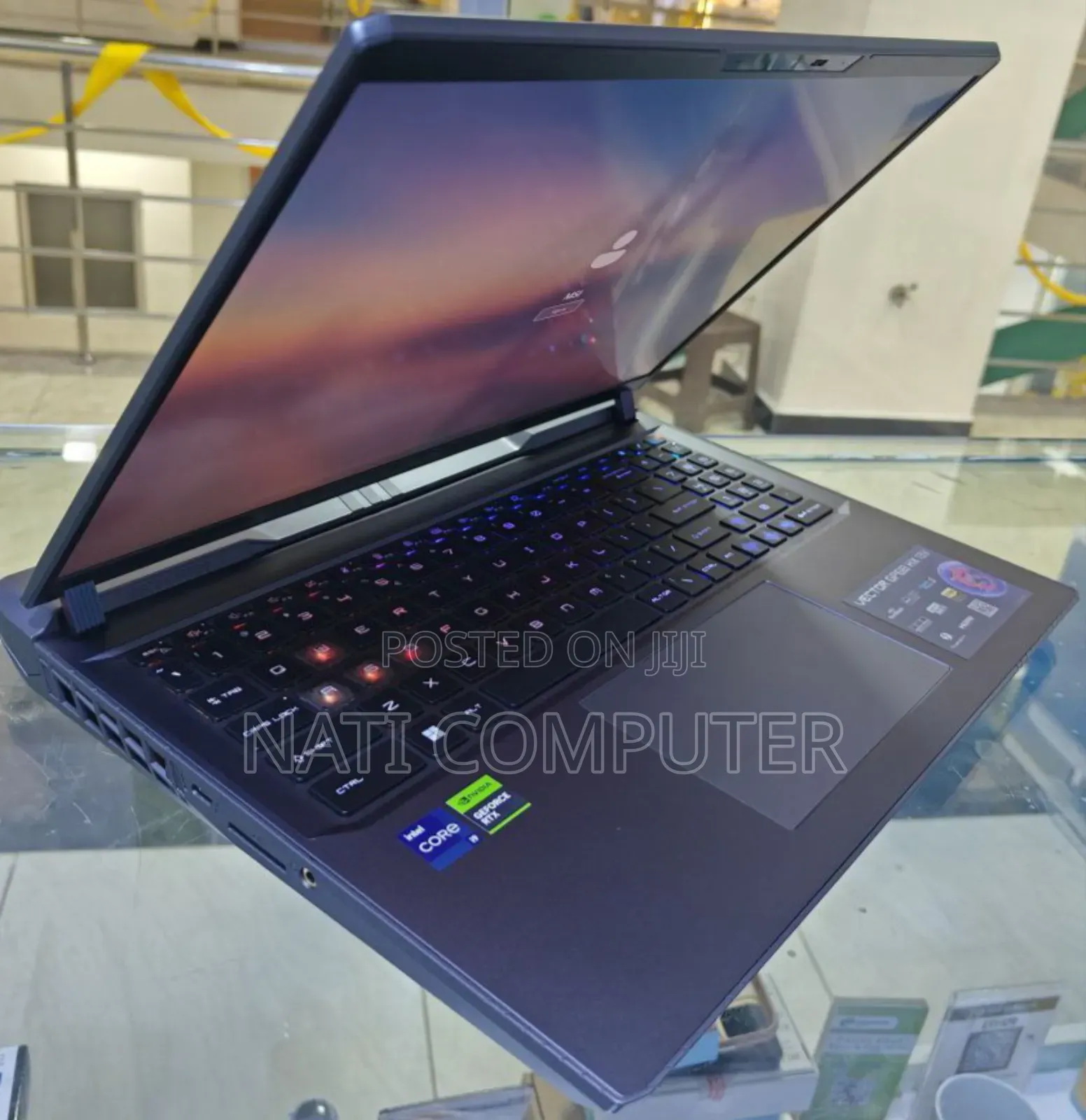 New Laptop MSI Vector GP68 HX 13V 16GB Intel Core I9 SSD 1T