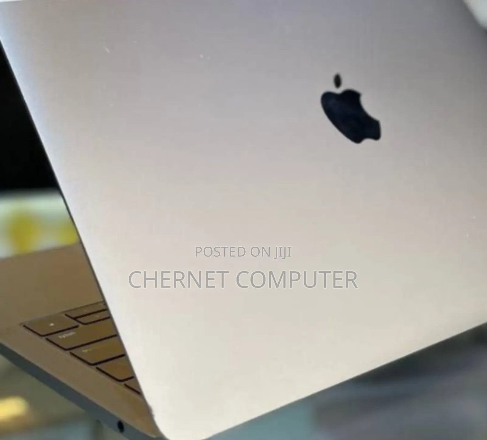 New Laptop Apple MacBook Pro 2017 8GB Intel Core I5 SSD 128GB