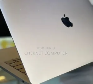 Photo - New Laptop Apple MacBook Pro 2017 8GB Intel Core I5 SSD 128GB