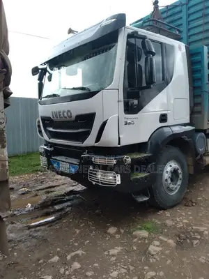 ባላቶኒ ከነተሳቢው ሞዴል 2016 ኤን ኤ በኤን እስፖንዳ