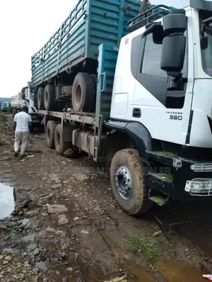 ባላቶኒ ከነተሳቢው ሞዴል 2016 ኤን ኤ በኤን እስፖንዳ