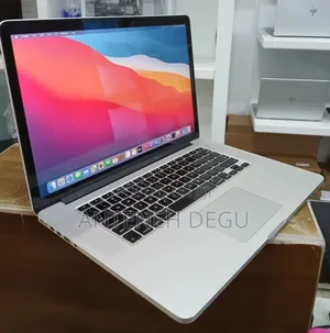 New Laptop Apple MacBook 2015 16GB Intel Core I7 SSD 256GB