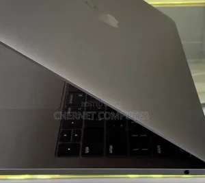 New Laptop Apple MacBook Pro 16GB Intel Core I7 SSD 512GB