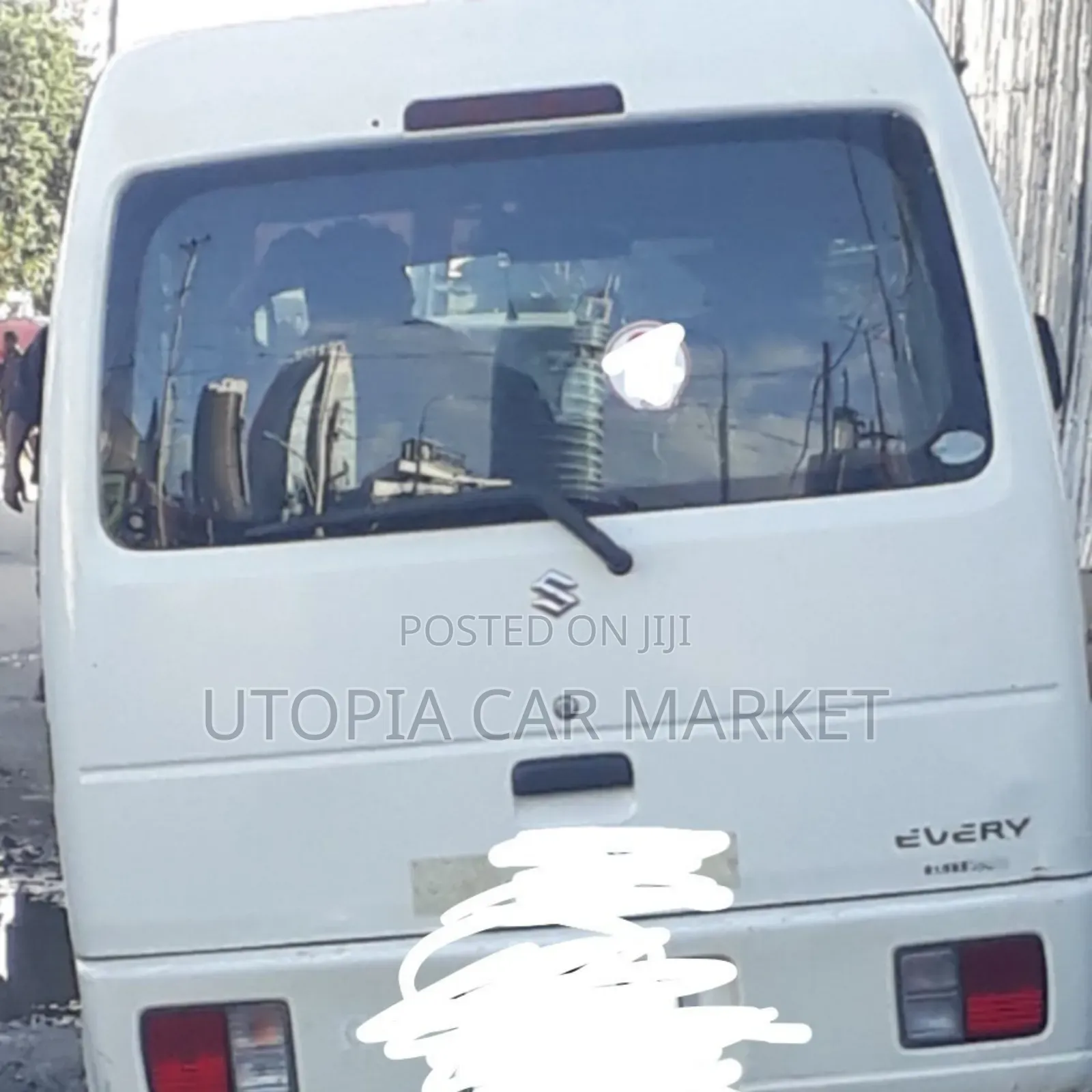 Suzuki Every Wagon 2010 White