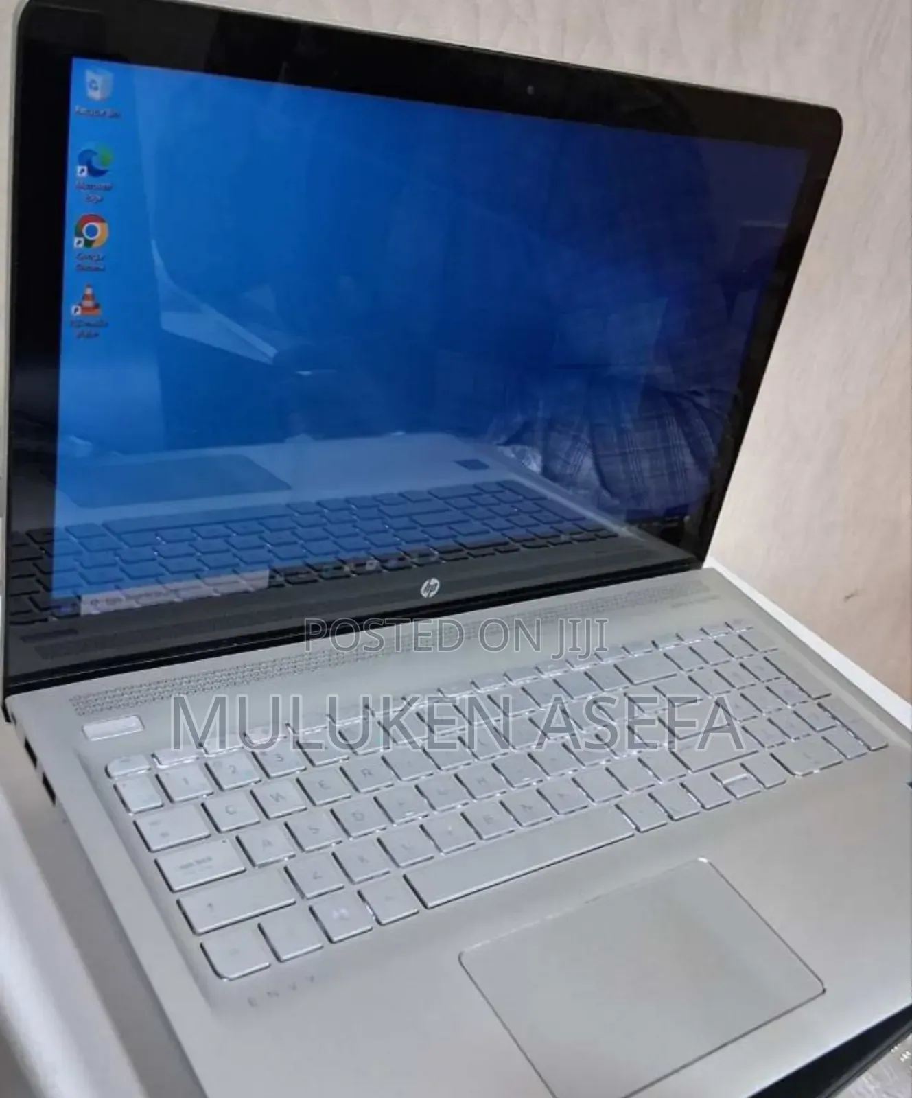 New Laptop HP Envy 15 8GB Intel Core I5 SSD 1T