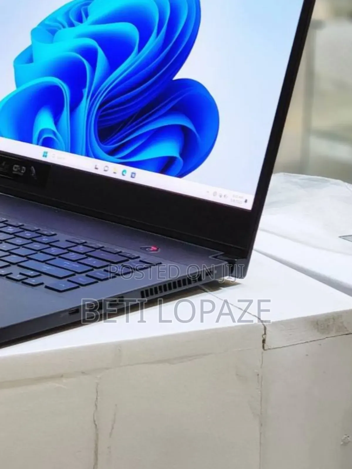 New Laptop Asus ROG Zephyrus G15 16GB Intel Core I7 SSD 512GB