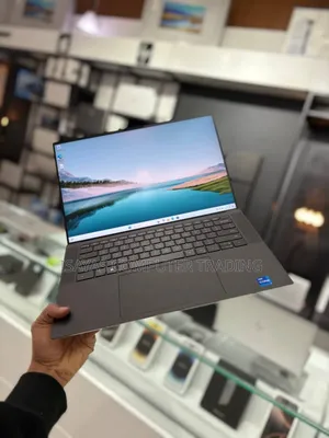 New Laptop Dell XPS 15 32GB Intel Core I7 SSD 1T