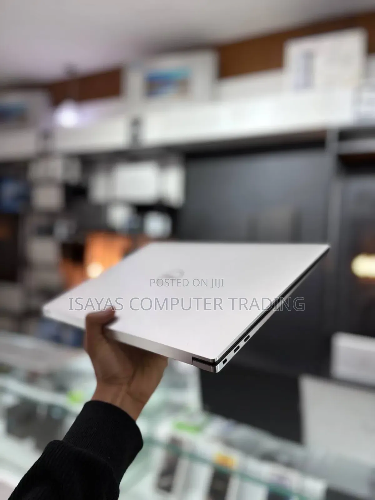 New Laptop Dell XPS 15 32GB Intel Core I7 SSD 1T