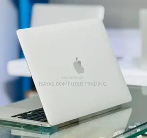 New Laptop Apple MacBook Pro 2022 M2 8GB SSD 512GB