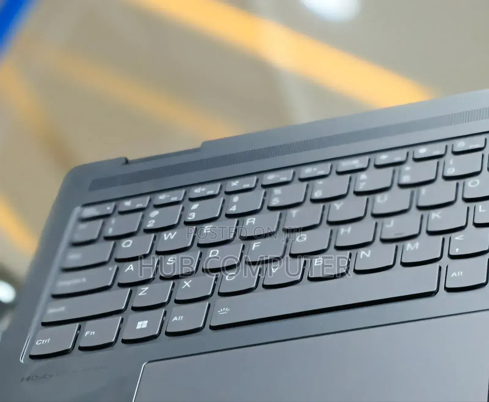 New Laptop Lenovo Yoga 7i 16GB Intel Core I7 SSD 1T