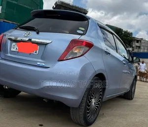Toyota Yaris 2013 Blue