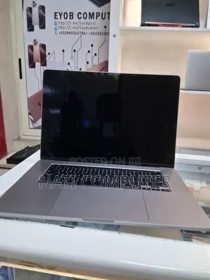 New Laptop Apple MacBook Pro 2019 32GB Intel Core I7 SSD 1T