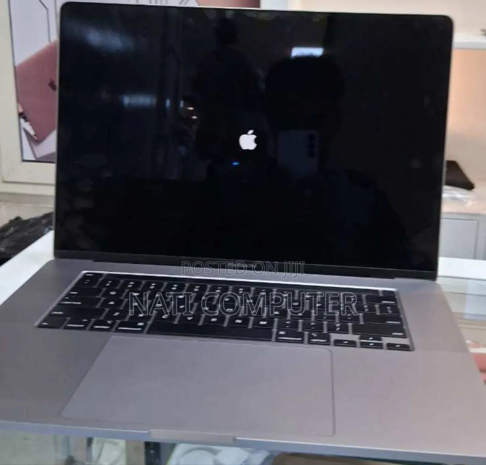 New Laptop Apple MacBook Pro 2019 32GB Intel Core I7 SSD 1T