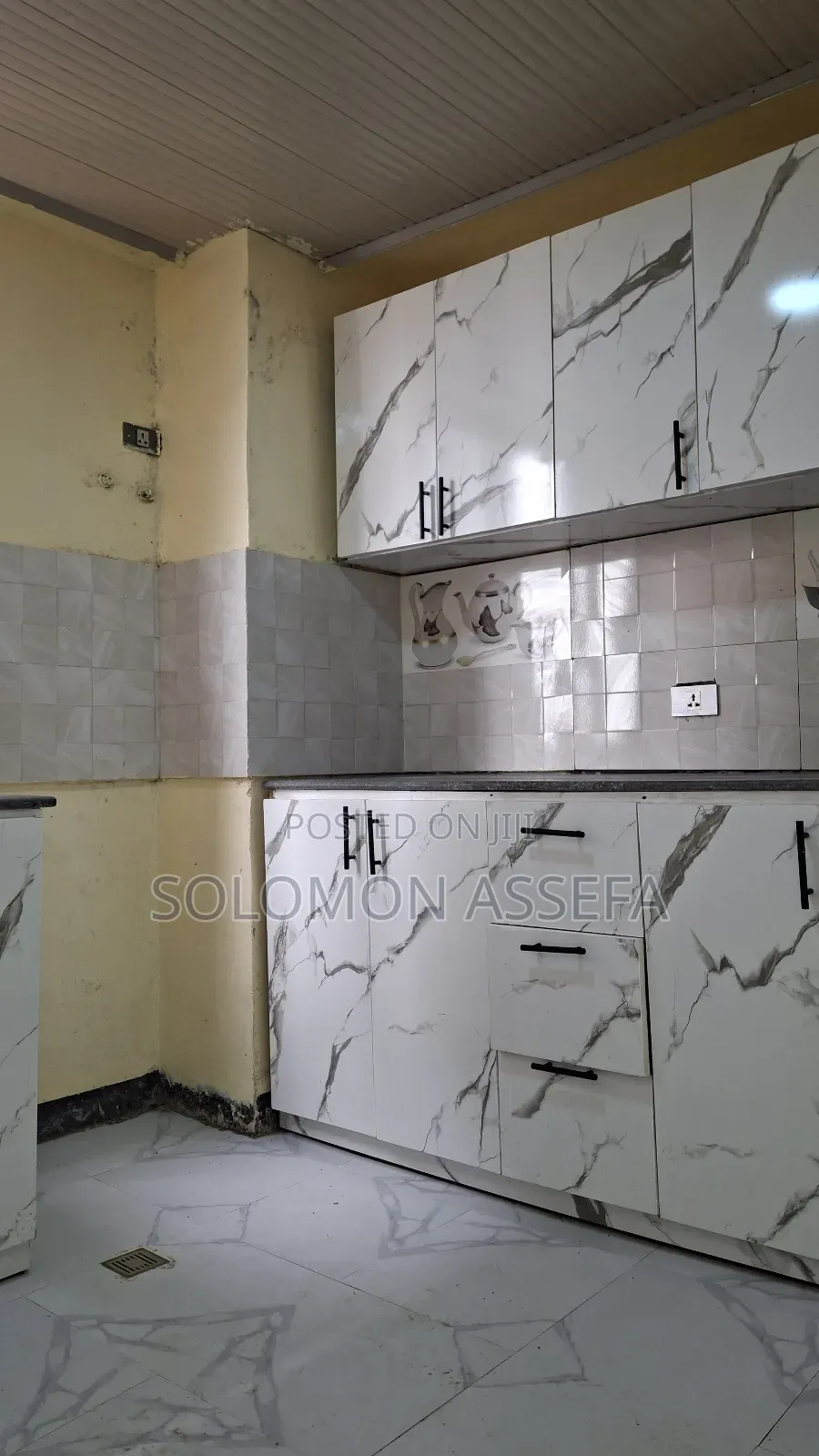 Furnished 2bdrm House in 40/60 Condominium, Bole for sale