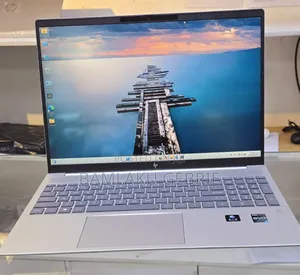 Photo - New Laptop HP Pavilion 17 16GB Intel Core I7 SSD 1T