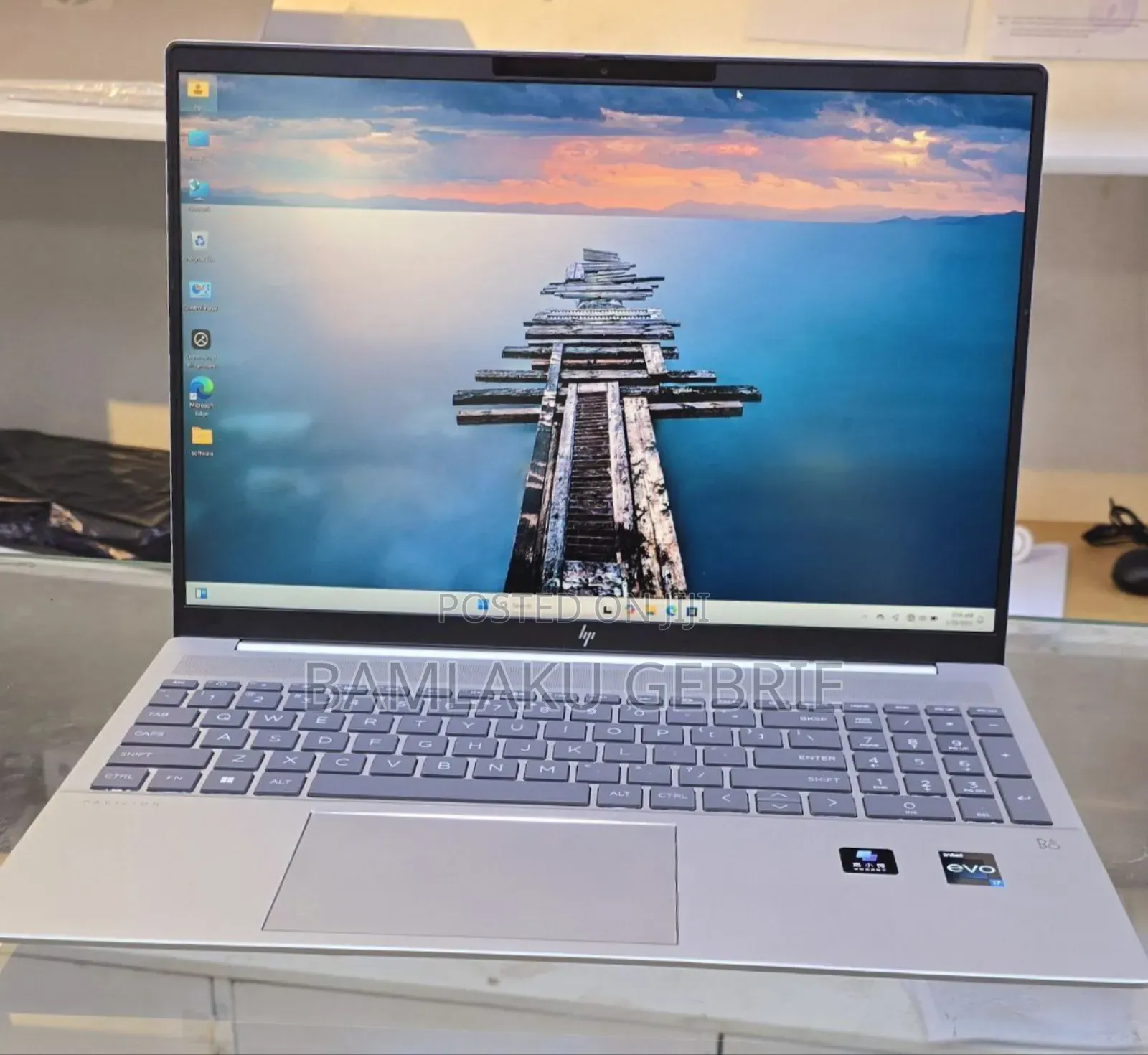 New Laptop HP Pavilion 17 16GB Intel Core I7 SSD 1T