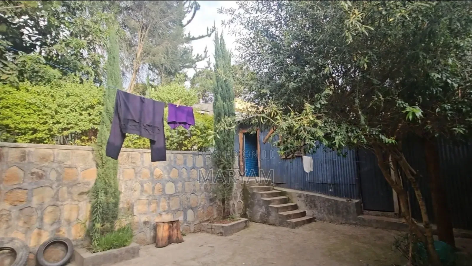 4bdrm House in Yeka for sale