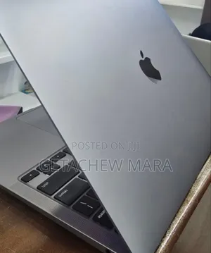 New Laptop Apple MacBook Pro M1 8GB Intel SSD 256GB
