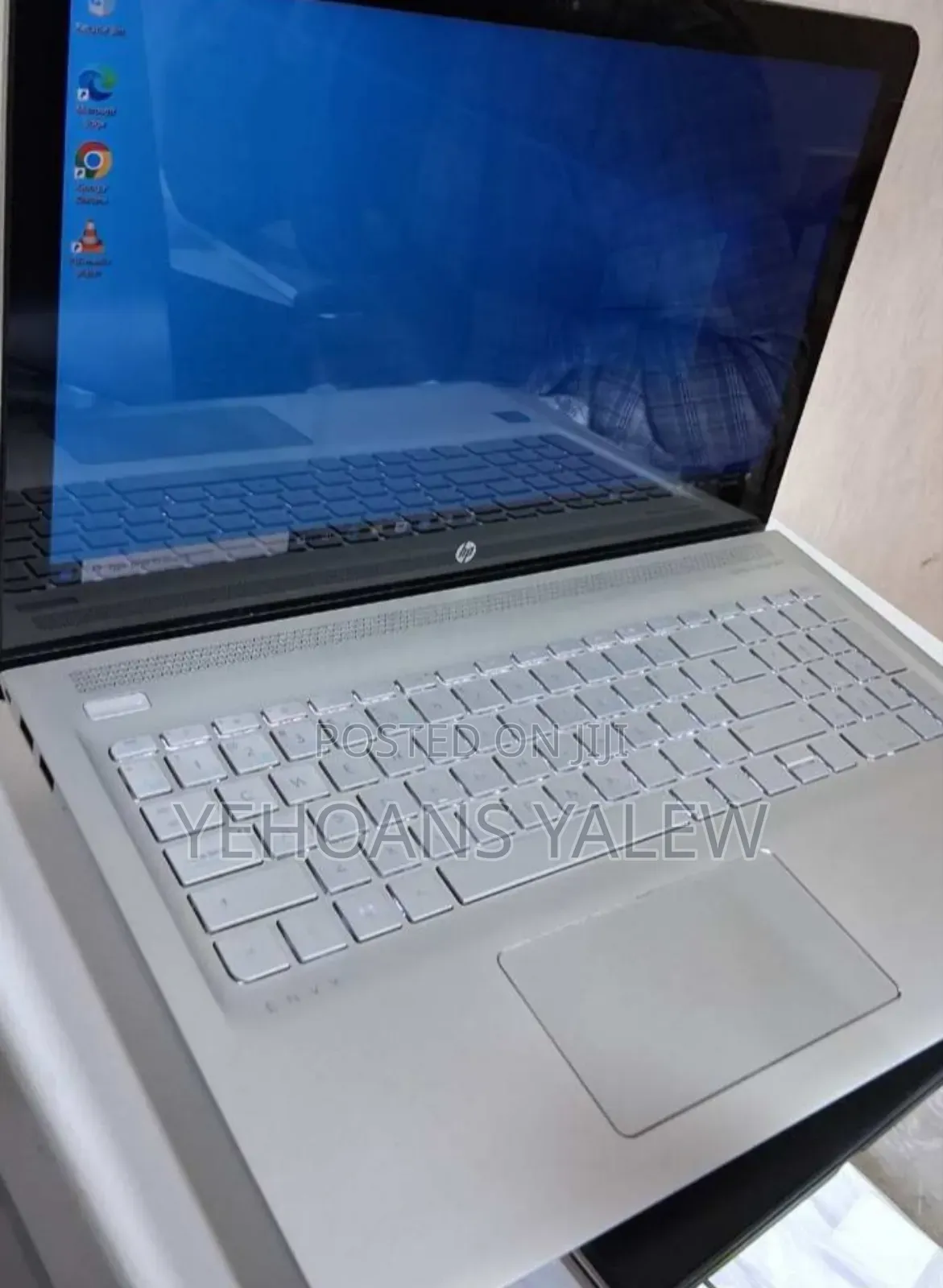New Laptop HP Envy 15 8GB Intel Core I5 HDD 1T