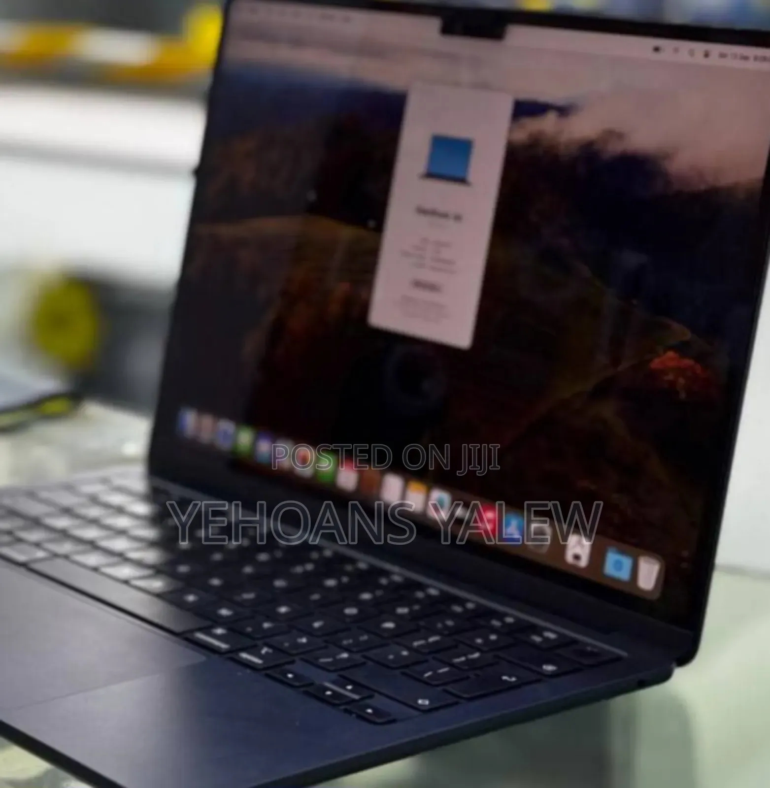 New Laptop Apple MacBook Air 2022 M2 8GB Apple M2 SSD 256GB