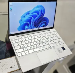 New Laptop HP Pavilion 13 16GB Intel Core I5 SSD 512GB