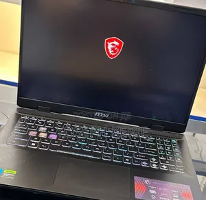 New Laptop MSI Crosshair 17 B12U 16GB Intel Core I7 SSD 1T