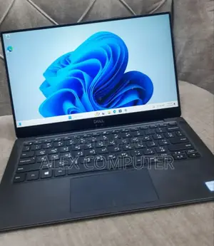 New Laptop Dell XPS 13 8GB Intel Core I5 SSD 512GB