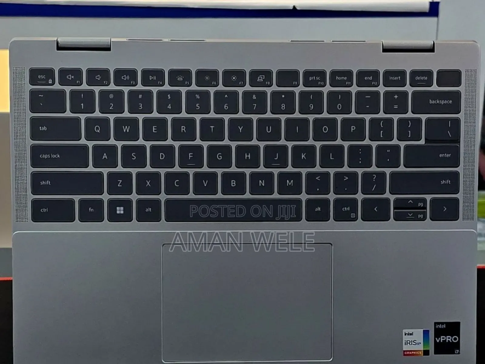 New Laptop Dell Inspiron 2100 16GB Intel Core I7 SSD 1T