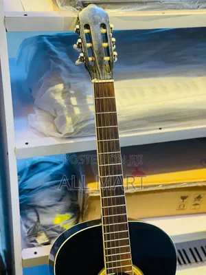 Photo - Box Guitar Good Condition