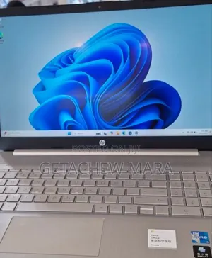 New Laptop HP Stream Notebook 8GB Intel Core I5 SSD 1T