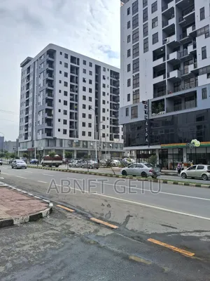 3bdrm Apartment in Jenboro Realestate, Bole for sale