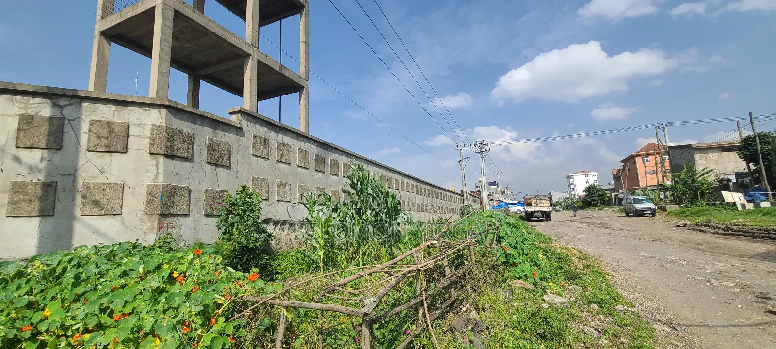 ለሺያጭ የቀረበ መጋዘን