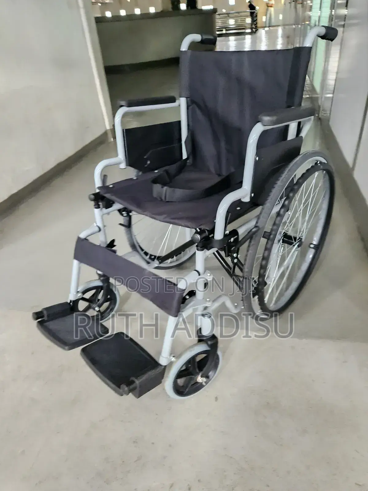 Folded Wheelchair仔的heavy Duty Medical Wheelchair短訊wheelchair Medic