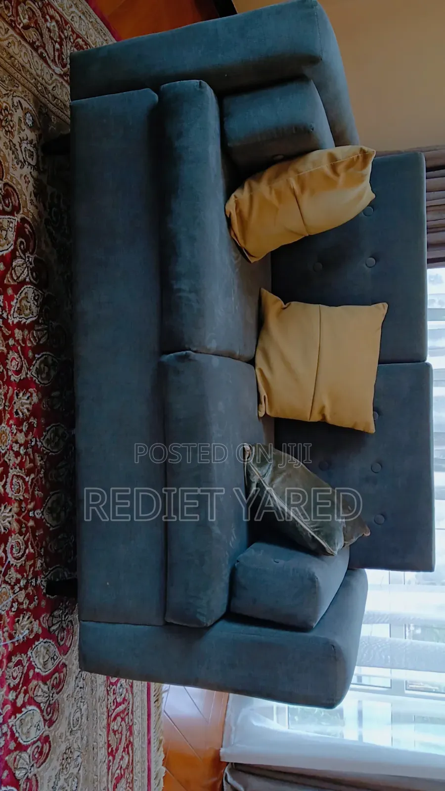Salon Grey and White Sofa With Table.