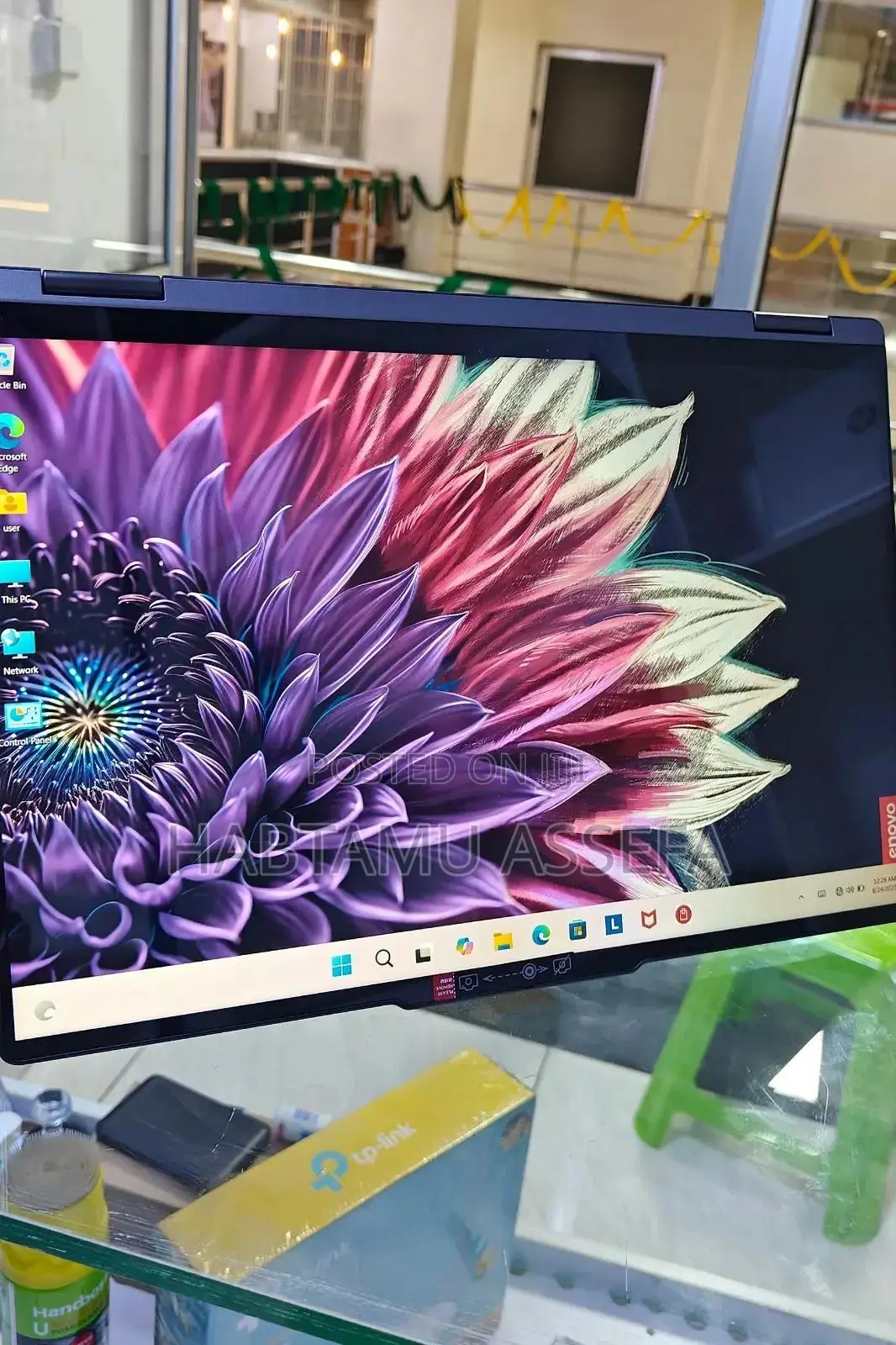 New Laptop Lenovo Yoga 7i 16GB Intel Core Ultra 7 SSD 1T
