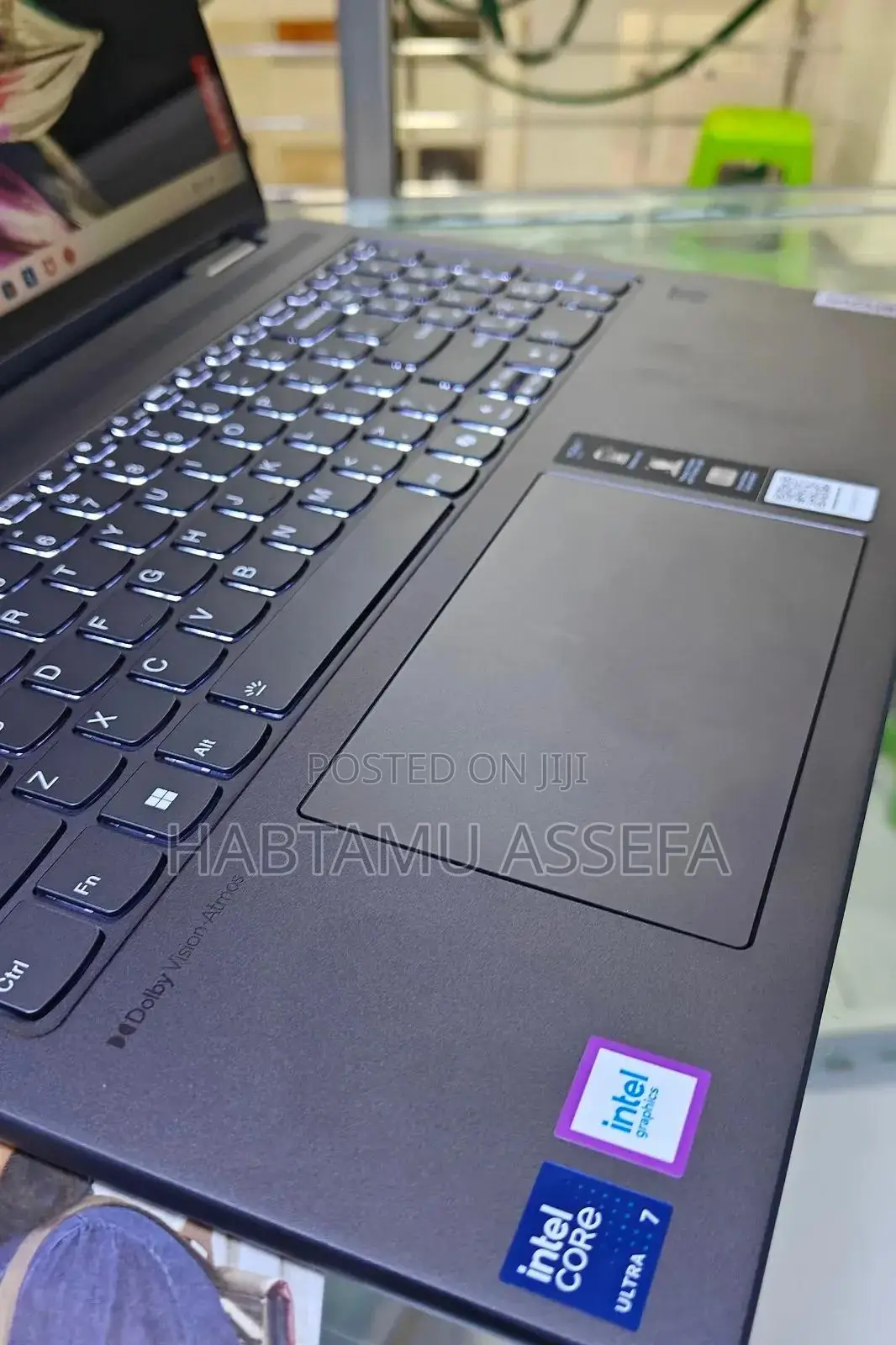 New Laptop Lenovo Yoga 7i 16GB Intel Core Ultra 7 SSD 1T