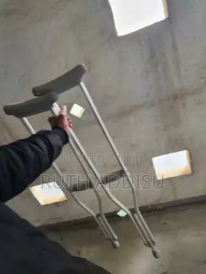 Axillary Bilateral Crutches廟宇brand New Axillary Crutches廢墟crutches New
